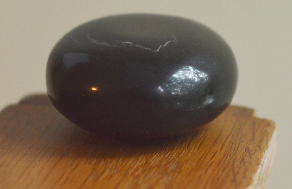 Black Agate Palm Stones